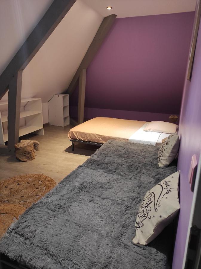 Agreable Et Spacieuse Chambre Familiale Sansac-de-Marmiesse Luaran gambar