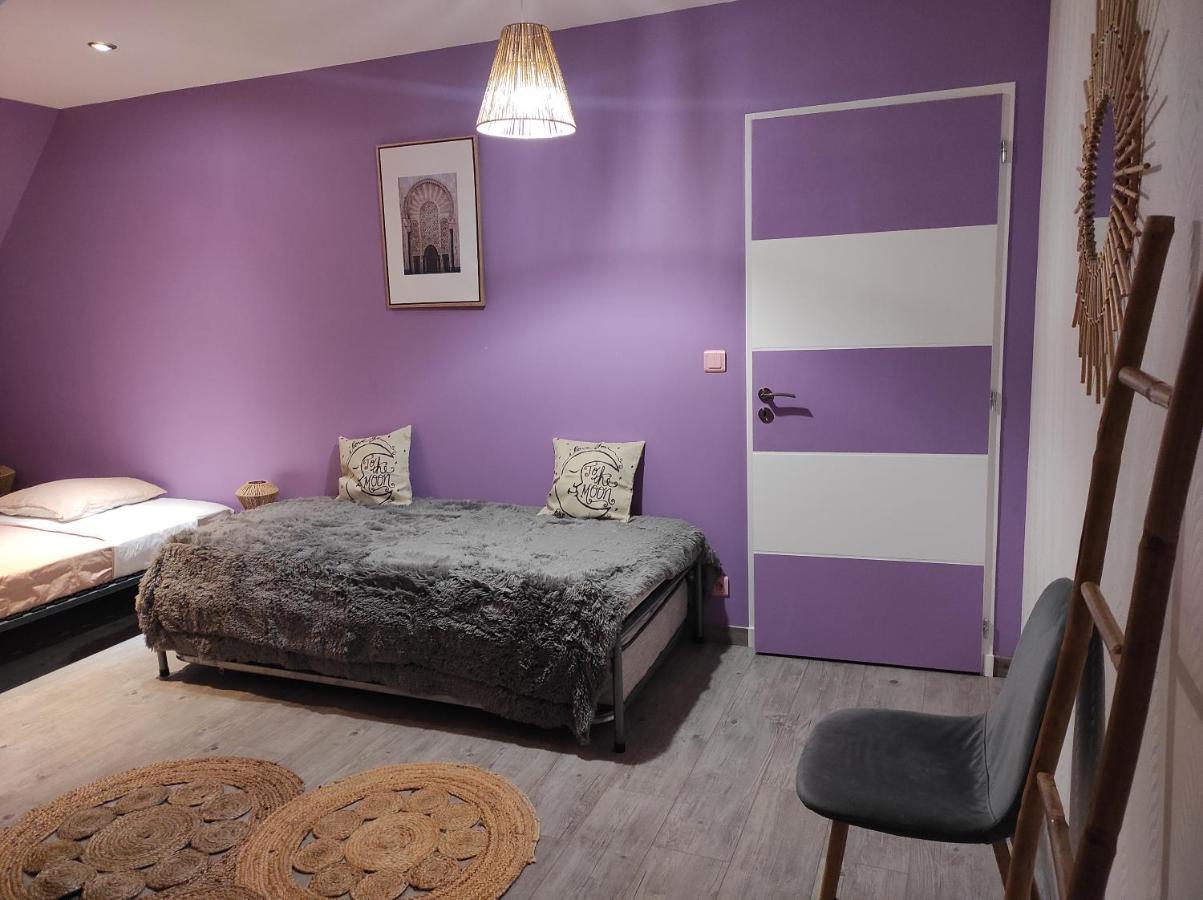 Agreable Et Spacieuse Chambre Familiale Sansac-de-Marmiesse Luaran gambar
