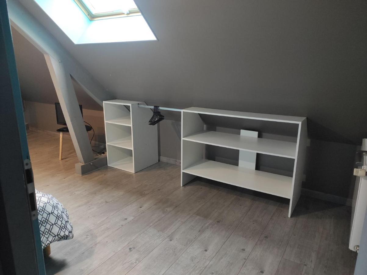Agreable Et Spacieuse Chambre Familiale Sansac-de-Marmiesse Luaran gambar
